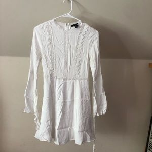 White forever 21 long-sleeve dress size small